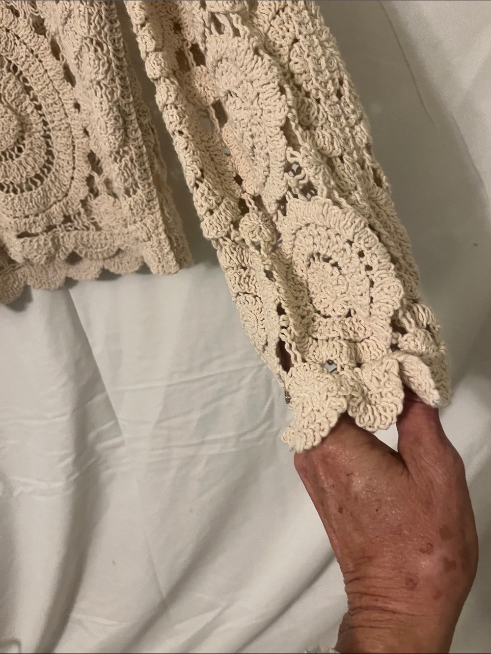 Crochet Openwork Cream Sweater - Picture 3 of 8
